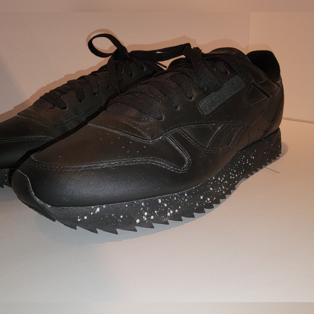 Reebok Classic Leather Ripple Black White H03870 Men Size 10 1/2 trainer